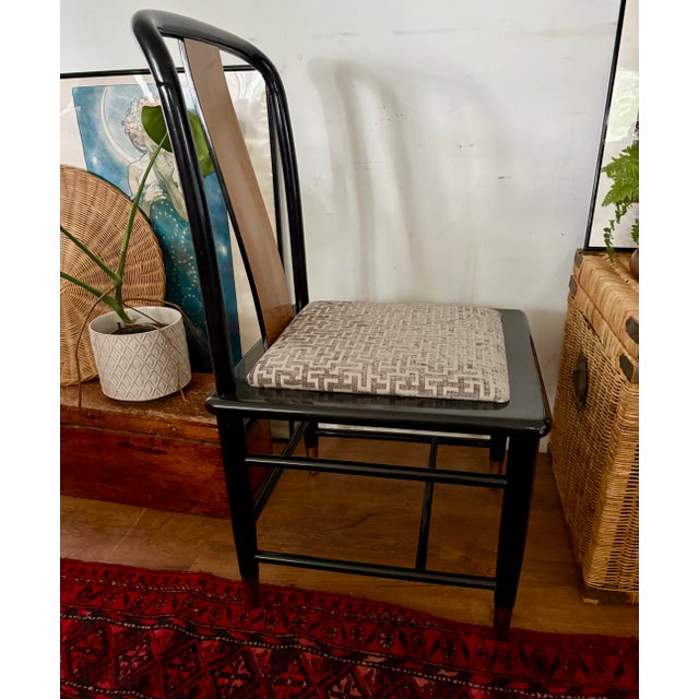 1980s Henredon Style Black Lacquer, Wood, and Brass Side Chairs- Set of 4 For Sale - Image 5 of 11