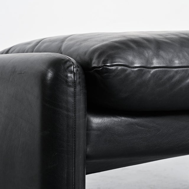 Maralunga Ottomans by Vico Magistretti for Cassina, Italy, 1973, Set of 2 For Sale - Image 9 of 11