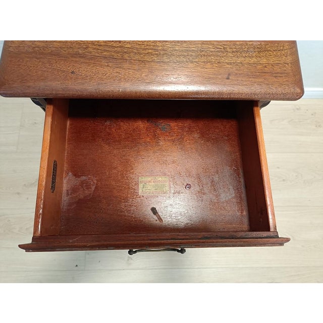 Kling Furniture Co. 1940s Mid-Century Mahogany Nightstand by Kling Furniture For Sale - Image 4 of 14