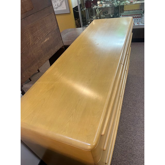 1950s Heywood Wakefield Wheat Rare Twelve Drawer Dresser For Sale - Image 11 of 12