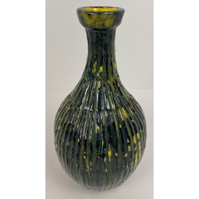 Mid 20th Century 1960s Italian Mid-Century Handcrafted Green and Yellow Glass Vase For Sale - Image 5 of 8