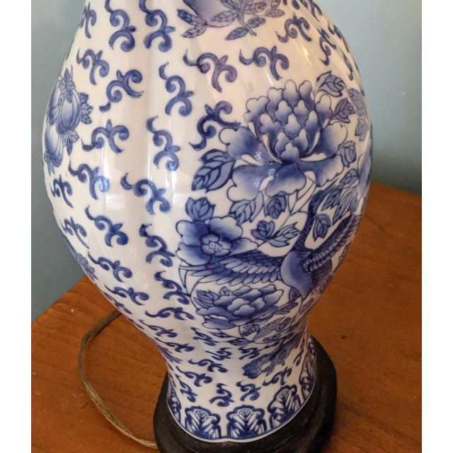 Vintage Maitland-Smith Porcelain Blue and White Chinese Chinoiserie Ginger Jar Lamp For Sale - Image 11 of 13