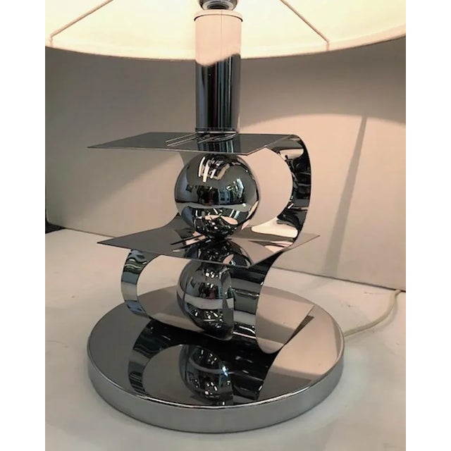 Italian 1970s Sculptural Chrome Table Lamp For Sale - Image 11 of 13