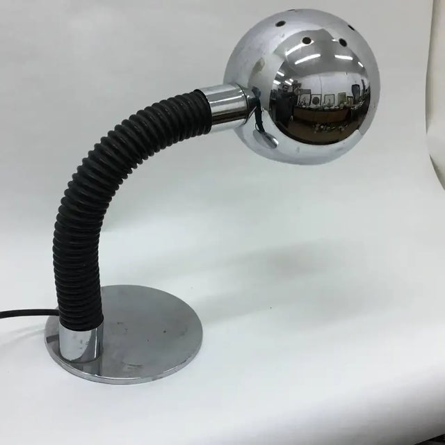 Targetti Sankey 1970s Italian Space Age Table Lamp by Targetti Sankey For Sale - Image 4 of 10