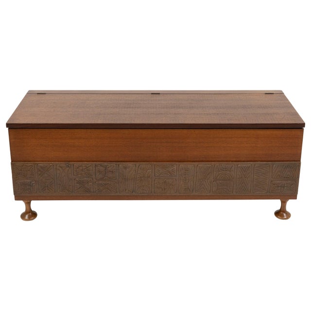 Mid-Century Chest in Wood and Copper attributed to Santambrogio & De Berti, Italy, 1960s For Sale - Image 17 of 17