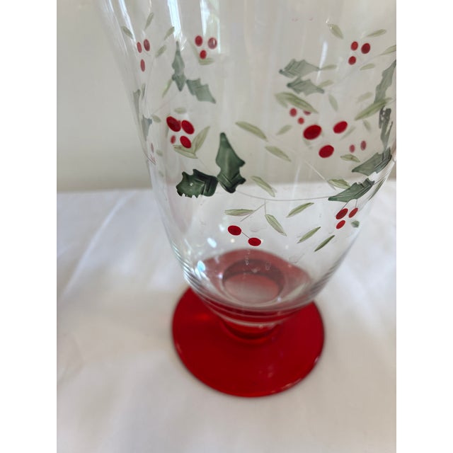 Adam Pfaltzgraff Vintage Pfaltzgraff Holly Berry Holiday Glasses - Set of 2 For Sale - Image 4 of 10