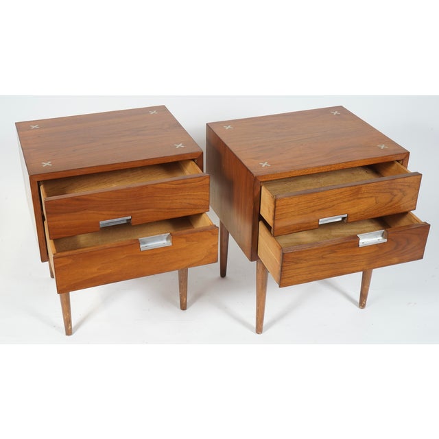 Wood 1960s Merton Gershun for American of Martinsville Mid Century X Inlay Walnut Nightstands Set of 2 For Sale - Image 7 of 9