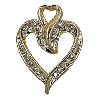 .33 CTW Diamond Heart Pendant For Sale