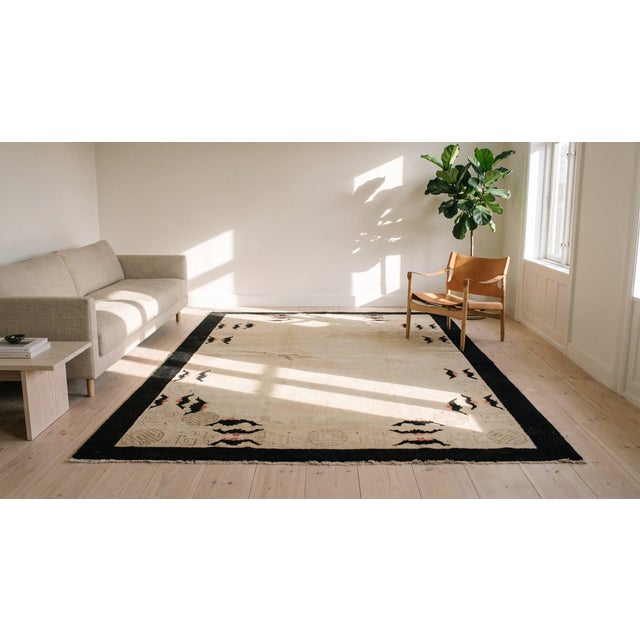Attractive Ivory Background & Black Border Allover-Trellis Pattern Chinese Peking Rug For Sale In New York - Image 6 of 8