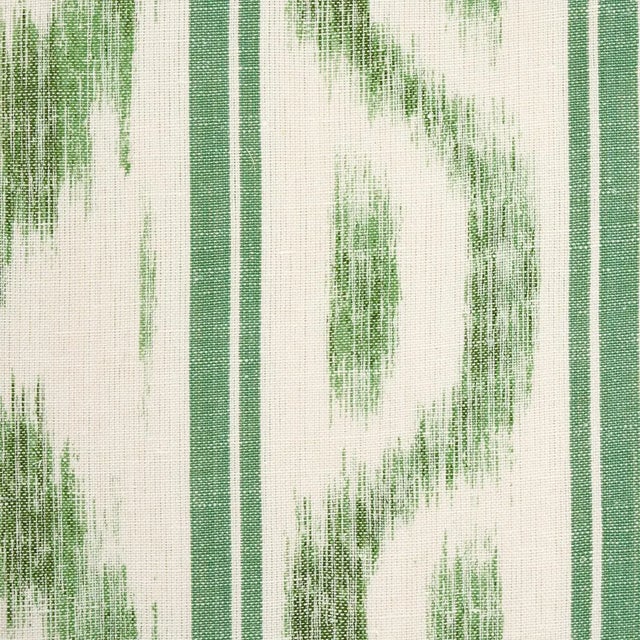 Traditional Sample - Schumacher x Mark D. Sikes Santa Monica Ikat Fabric in Leaf Green For Sale - Image 3 of 6