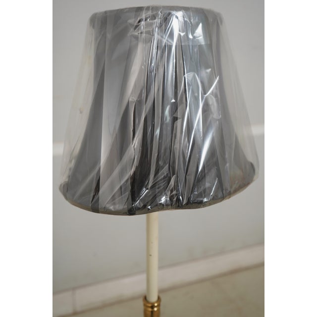 Vintage Mahogany Round Candlestick Floor Lamp Table For Sale - Image 9 of 12