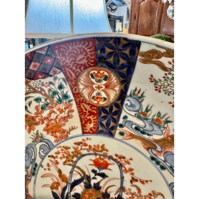 Large Imari Charger, Meiji Period II For Sale - Image 4 of 10