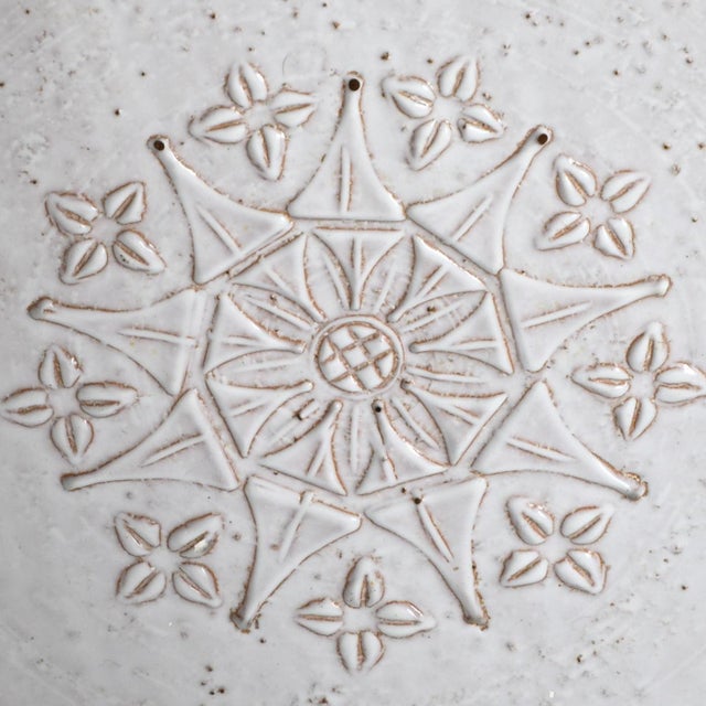 Beige Large Mid-Century Bowl by Aldo Londi for Bitossi, 1970s For Sale - Image 8 of 9