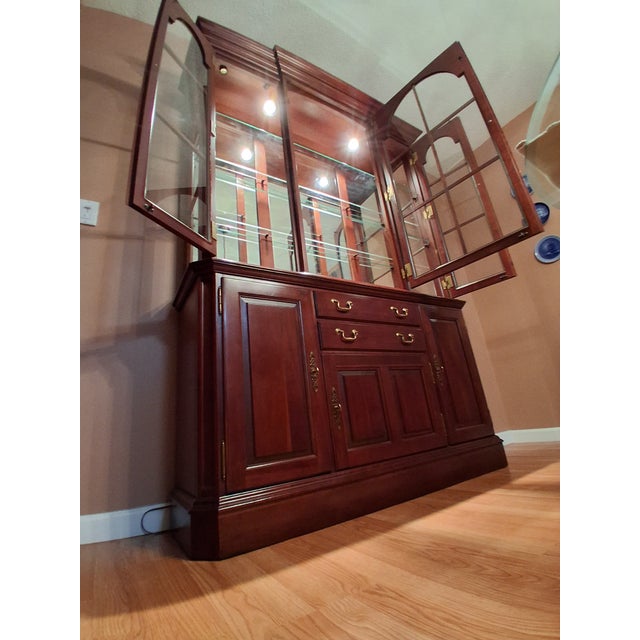 Vintage Pennsylvania House Cherry China Cabinet For Sale In Orlando - Image 6 of 13