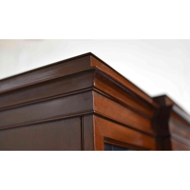 Mid Century Traditional Style Mahogany Display Curio China Cabinet by RWay For Sale - Image 11 of 14