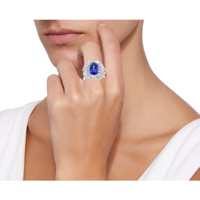 5.38 Carat Oval Tanzanite and Diamond Ring 18 Karat White Gold, Estate For Sale - Image 14 of 18