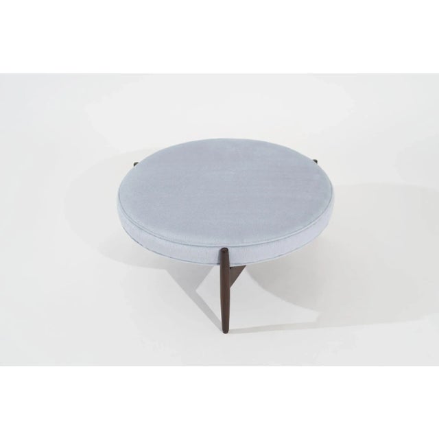 Mid-Century Modern Jens Risom Ottoman in Light Blue Mohair, Circa 1960s For Sale - Image 3 of 12