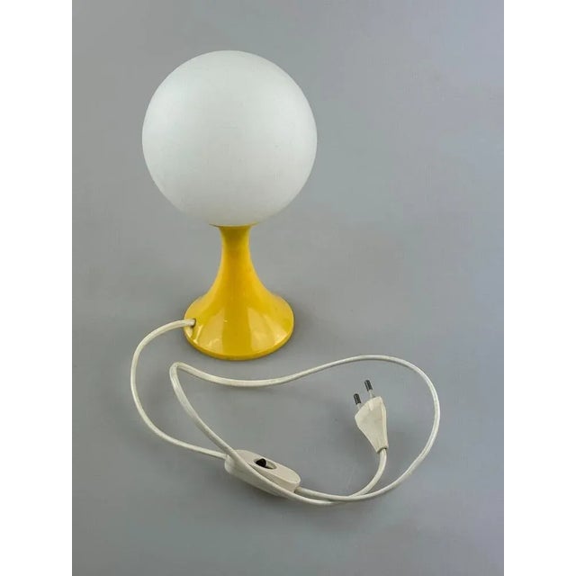 Mid-Century Modern Space Age Ball Table Lamp in Plastic and Glass, 1960s-1970s For Sale - Image 3 of 13