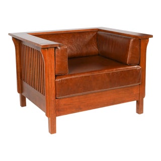 Crafters and Weavers Arts and Crafts / Craftsman Cubic Slat Side Arm Chair Chestnut Brown Leather For Sale