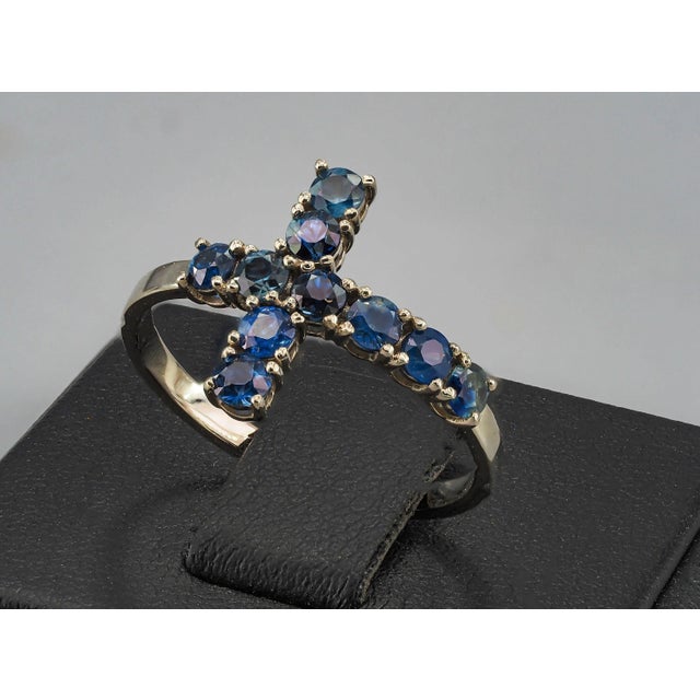 Metal Blue Sapphire Cross Ring Band in 14k Gold For Sale - Image 7 of 8