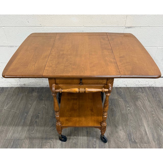 Ethan Allen Vintage Ethan Allen Baumritter Solid Maple Drop Leaf Tea Cart For Sale - Image 4 of 16