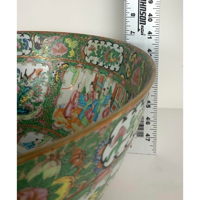 Large Chinese Rose Medallion Punch Bowl, 19th Century, Famille Rose Palette For Sale - Image 14 of 15