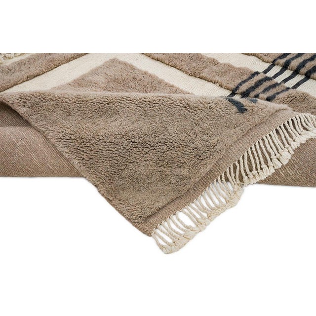 Contemporary Angular Geometric Key-Line Hand-Knotted Wool Rug | 9'10" X 6'9" | One of a Kind For Sale - Image 3 of 9