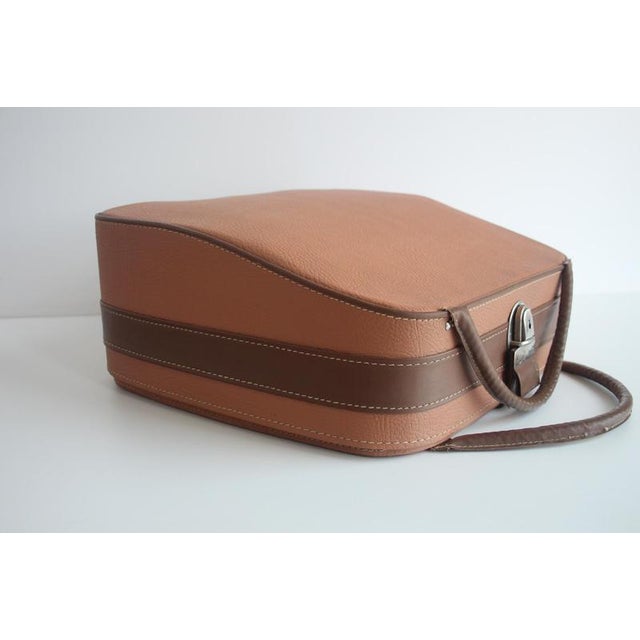 Consul Typewriter in Two-Tone Cream and Aqua, Czechoslovakia, 1960s For Sale - Image 11 of 13