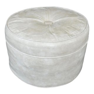 Vintage 1960s Mid-Century Off White Vinyl Four Leaf Clover Round Ottoman For Sale