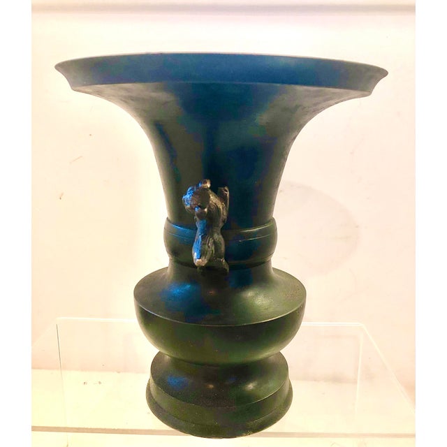 19th Century Meiji Japanese Chinese Asian Bronze Metal Vase Foodogs Handles Antique Vintage For Sale - Image 4 of 10