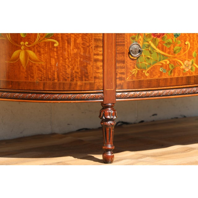 Early 20th Century Blackhawk Furniture Co. Louis XV Style Hand-Painted Sideboard Buffet Cabinet For Sale - Image 10 of 18