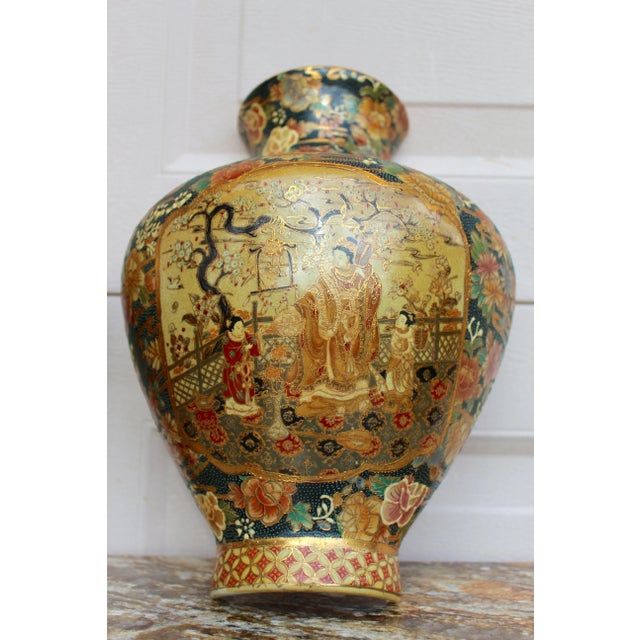 Pair of Vintage Japanese Royal Satsuma Wall Pocket Vases - Hand-Painted Porcelain Fan-Shaped With Geisha & Floral Motifs For Sale In Naples, FL - Image 6 of 18