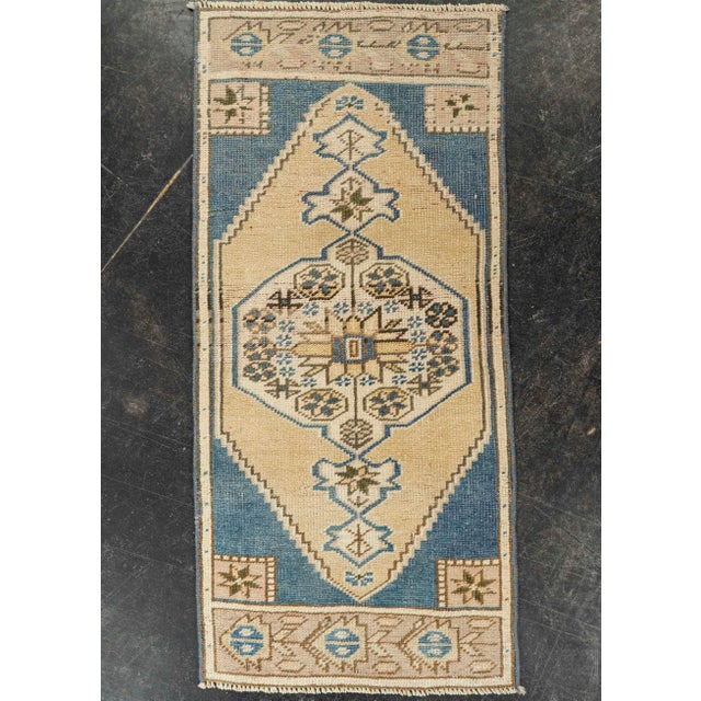 Turkish Mini Rug Oriental Hand Knotted Vintage Rug 1'5" x 3' #21221 Explore a curated collection of hallway runners, wool...