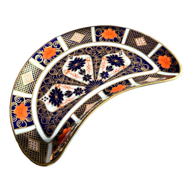 1974 Royal Crown Derby Old Imari ~ Pattern 1128 ~ XXXVII ~ Crescent Serving Dish For Sale