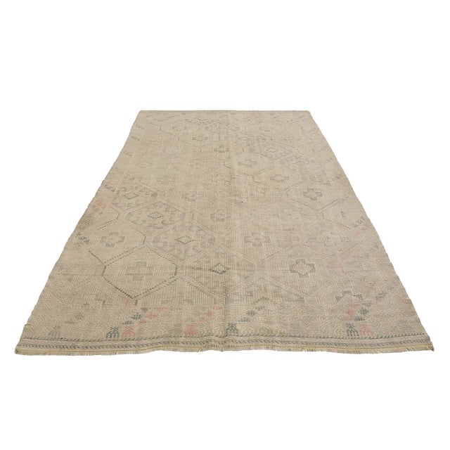Embroidered vintage handwoven kilim rug from Denizli region of Turkey. Approximatelly 50-60 years old. In very good...