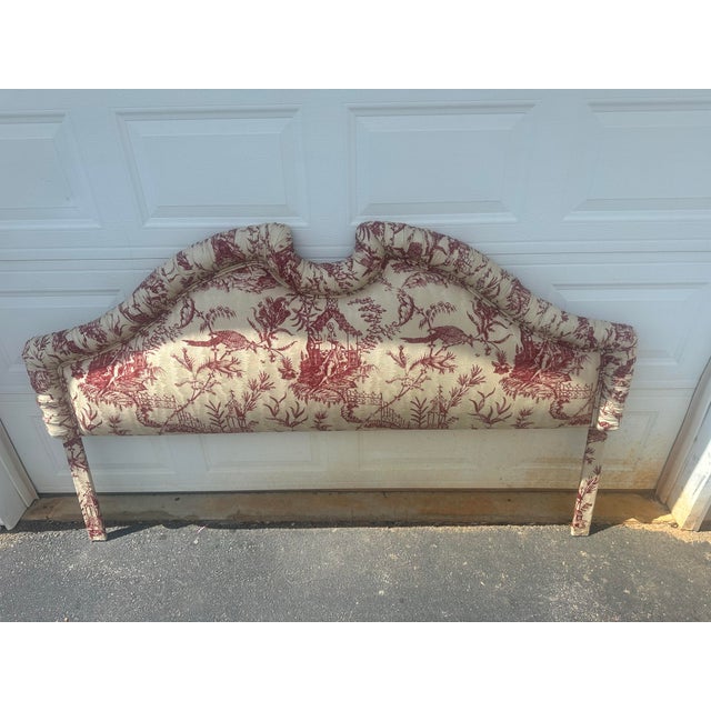 Vintage French Country Toile Upholstered Headboard – King/Queen, Rolled Silhouette For Sale - Image 10 of 10