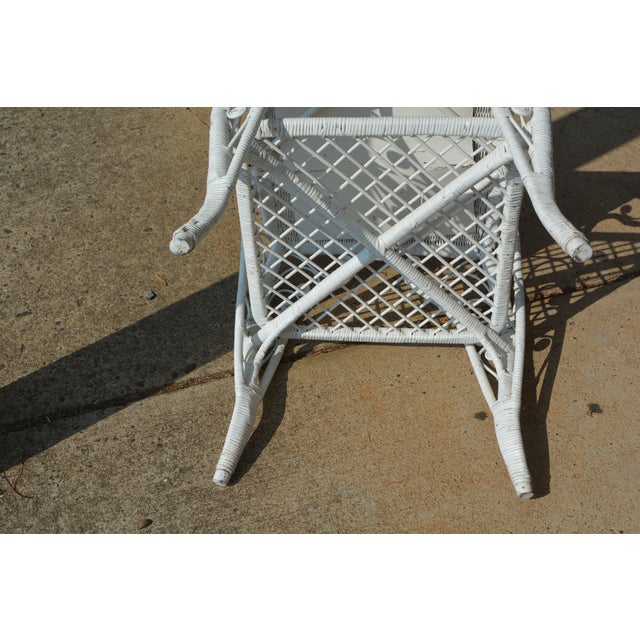 Vintage Square White Wicker End / Side Table W/ Fiddlehead Scroll Work & Lower Shelf For Sale - Image 14 of 14