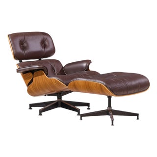 Charles and Ray Eames for Herman Miller Mid Century Lounge Chair and Ottoman For Sale