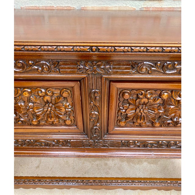 1940s Spanish Carved Wood Sideboard With Floral Decoration, Mid-20th Century For Sale - Image 5 of 18