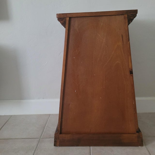 Hollywood Regency 1970s Egyptian Revival Side Table For Sale - Image 3 of 12
