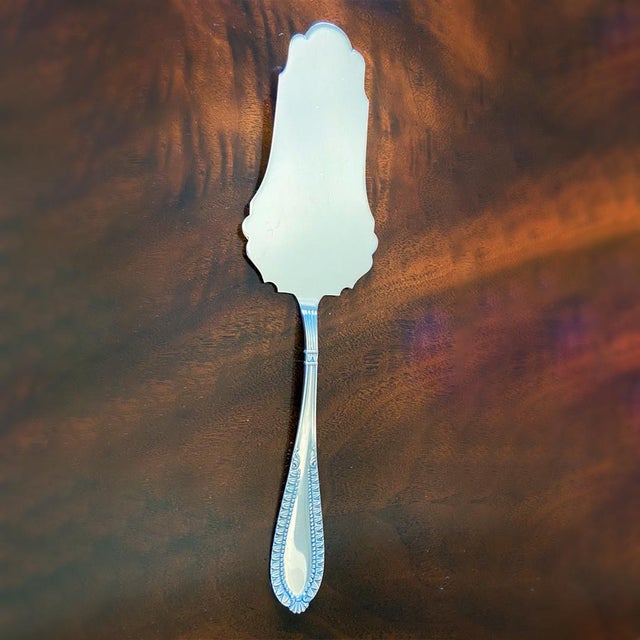 Silver 1970s Gran Paris by Camusso Sterling Silver Flatware Set Service 108 + 13 Serving Flatware Set- 121 Pieces For Sale - Image 8 of 12