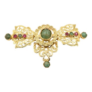 Byzantine Style Emerald and Ruby Filagree Yellow Gold Bow Brooch Pendant For Sale