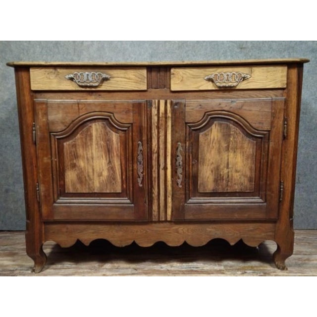 18th Century Louis XV Sideboard in Oak For Sale - Image 10 of 10