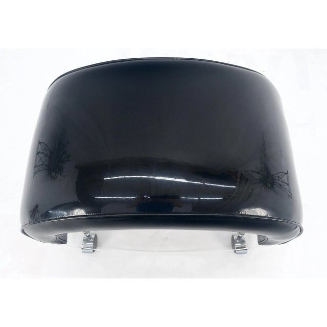 Mid-Century Modern Futuristic Black Patent Leather Upholstery Oval Lucite Base Bench on Wheel For Sale - Image 3 of 9
