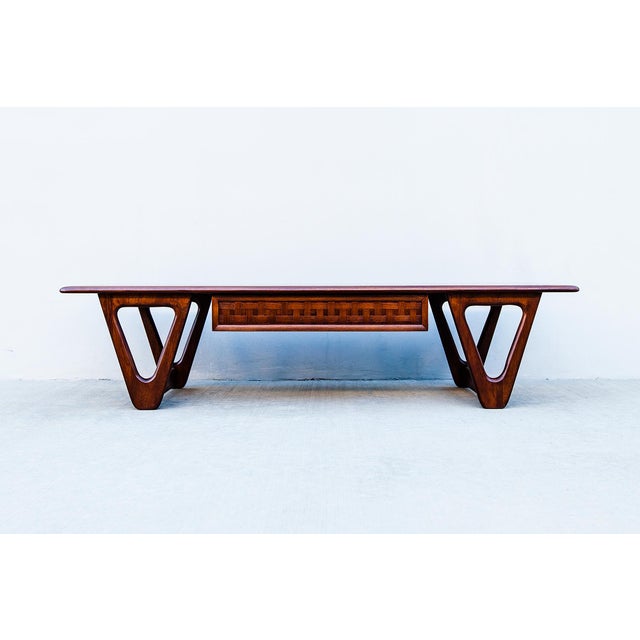Expertly refinished Lane "Perception" coffee table, designed by Warren Church and produced in Altavista, VA in 1965. With...
