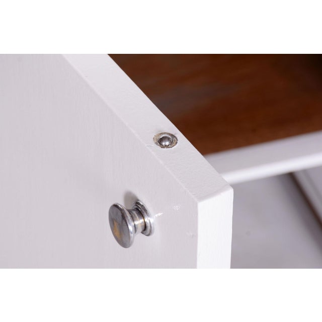 Glass Bauhaus Bedside Tables in Chrome by Vichr, 1930s, Set of 2 For Sale - Image 7 of 9