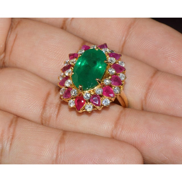 Late 20th Century Gia Certified 11.39Ct Zambian Emerald, Ruby & Diamond 18k Gold Cocktail Ring, Size 6 For Sale - Image 11 of 13