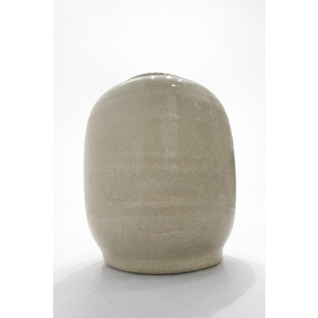 Art Deco Beige Ceramic Vase by Pieter Groeneveldt, 1930 For Sale - Image 4 of 8