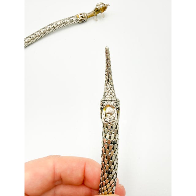 Vintage Sculptural Snake Mesh Necklace attributed to Dl Auld Co. / Whiting & Davis, 1970s For Sale - Image 11 of 16