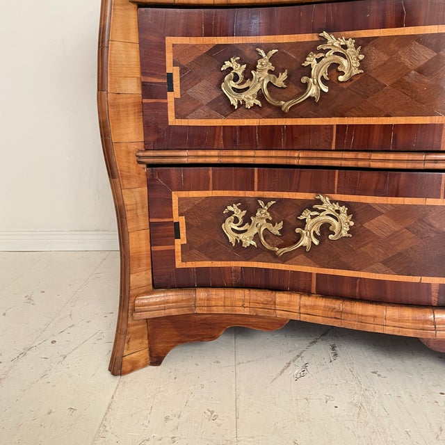 Baroque Chest of Drawers from Nussbaum and Amaranth, 1760 For Sale - Image 4 of 15